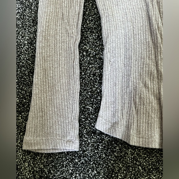 Old Navy Light Pink Sweater size M - Picture 4 of 8